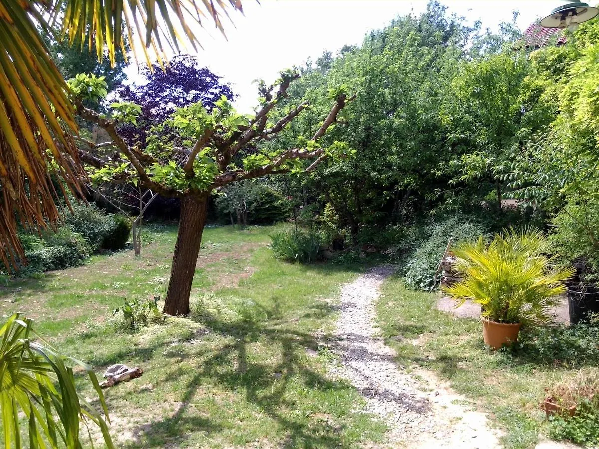 Bed and Breakfast Berdale Lagraulet-du-Gers 0*,  Франция